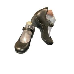Dansko Marla Womens Size 38 US 7.5/8 Black Leather Mary Jane